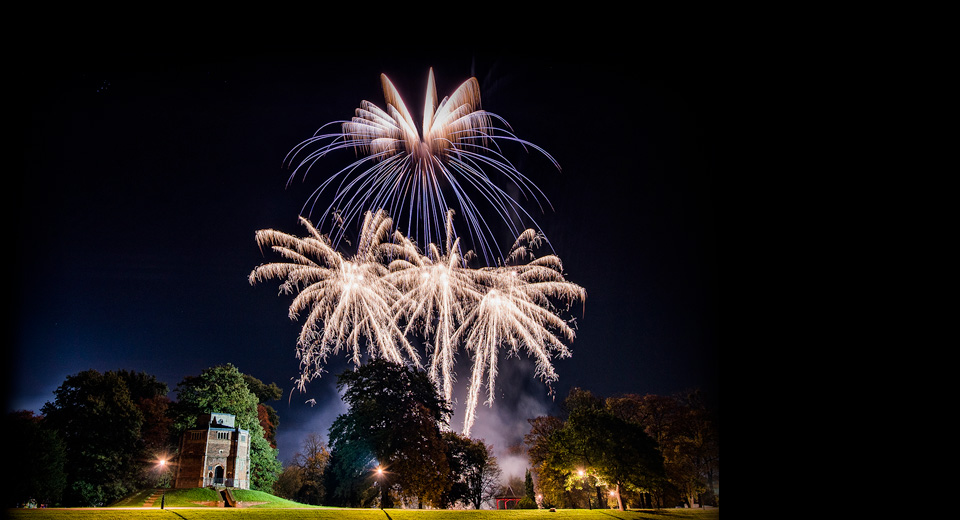 slide-1-fireworks-display-team